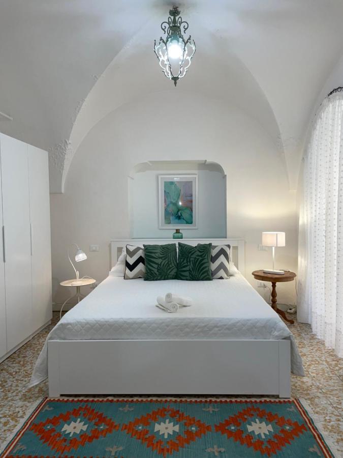 Old Town Lemon Charm Apartment บอร์ดิเกรา ภายนอก รูปภาพ